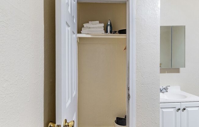 Studio, 1 bath, 167 sqft, $1,095.42, Unit 308