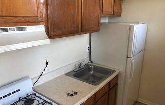 1 bed, 1 bath, $1,325, Unit A10