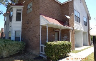 NICE 2 BEDROOM 2.5 BATH