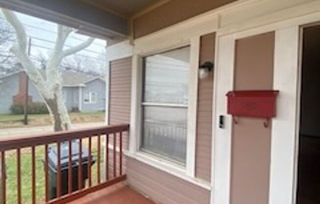 3 beds, 2 baths, $1,200