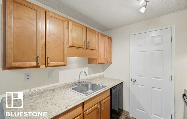 1 bed, 1 bath, 596 sqft, $1,275, Unit 112