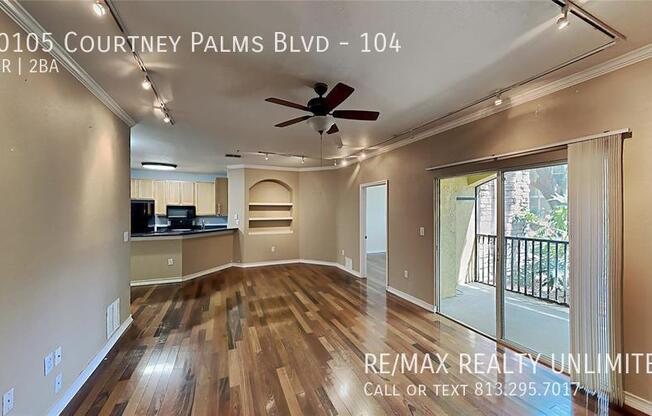 10105 COURTNEY PALMS BLVD
