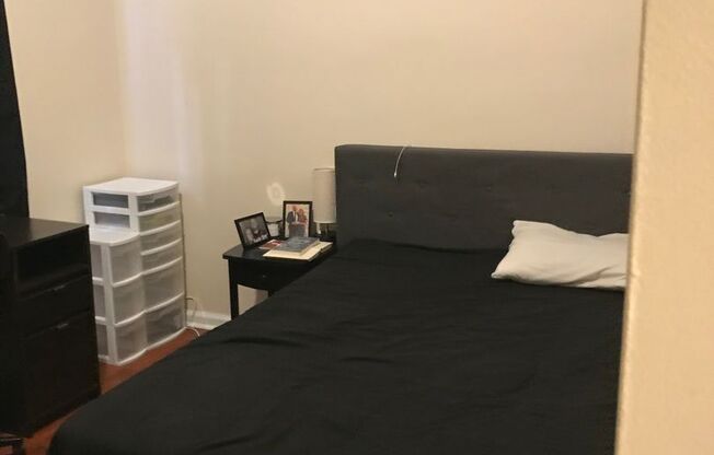 1 bed, 1 bath, 520 sqft, $1,075, Unit 112