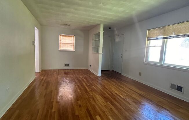 3 beds, 1 bath, $1,625