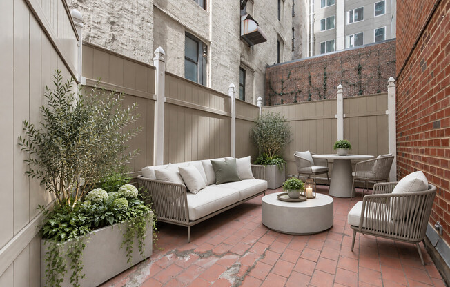 1 bed, 1 bath, $5,800, Unit 2K