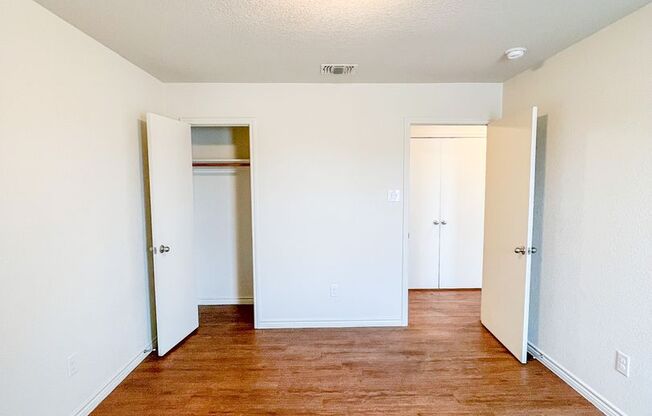 3 beds, 2 baths, 1,347 sqft, $1,195, Unit B