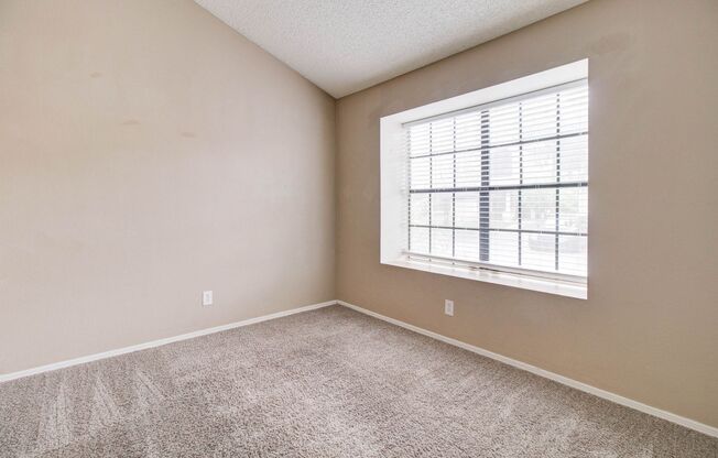 2 beds, 2 baths, 868 sqft, $1,500, Unit 1021