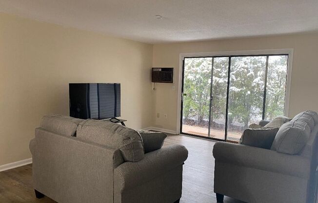 1 bed, 1 bath, $1,600, Unit 54