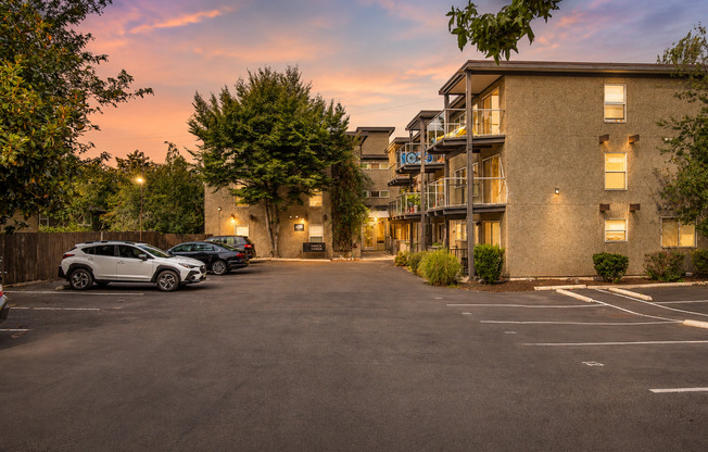 1 bed, 1 bath, 426 sqft, $1,721, Unit 2