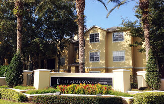 2 Bed/1 Bath Apartment within Madison at Metrowest, Orlando
