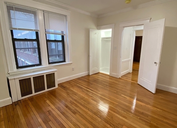 2003 Commonwealth Ave