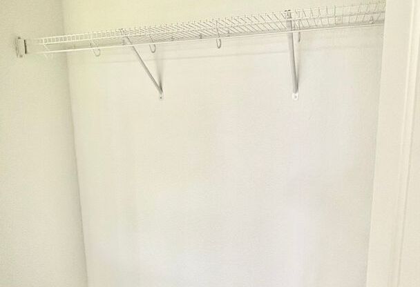 3 beds, 2 baths, 985 sqft, $2,495, Unit 401