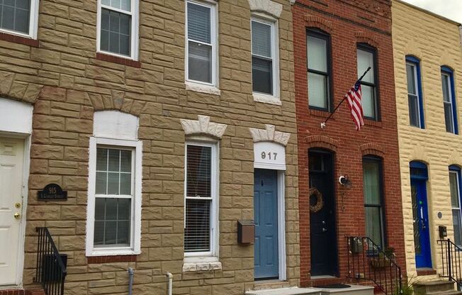 Fantastic 2 Bedroom Townhome in Canton