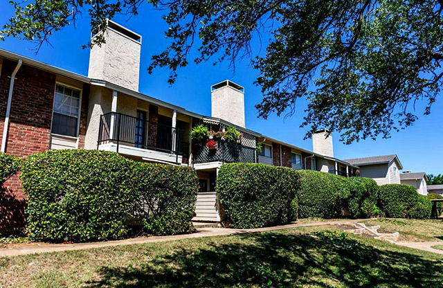 1701 Dove Loop Rd