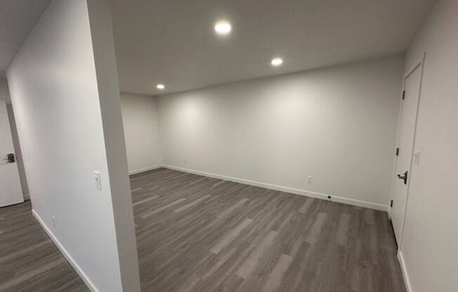 498 &amp; 500 East Complex