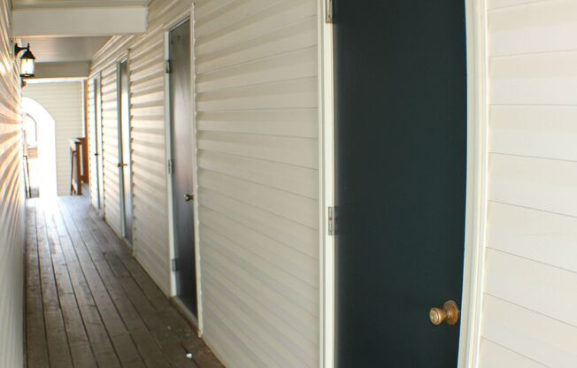 1 bed, 1 bath, 671 sqft, $1,269, Unit 6-6107