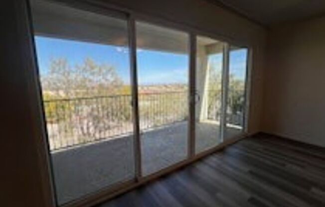 MUST SEE 3 Bedroom Home near Lone Mountain!