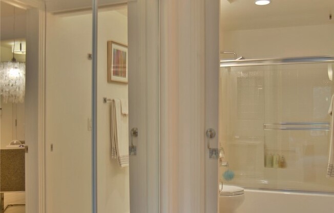2 beds, 2 baths, 1,042 sqft, $3,200, Unit 268