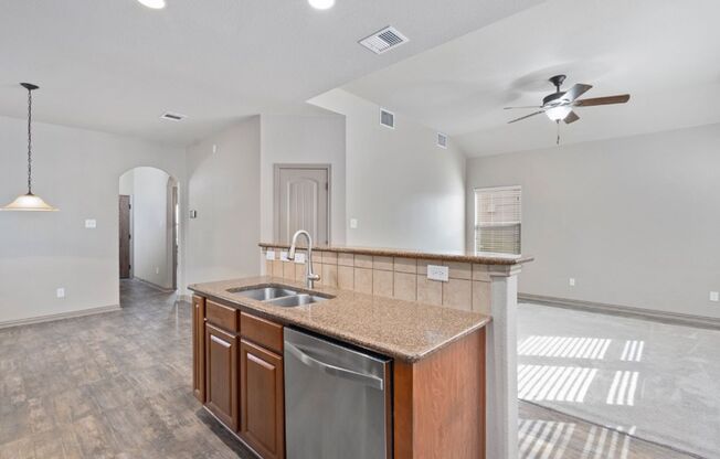 223 Cleveland, Kyle, Texas 78640