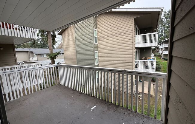 2 beds, 1 bath, 1,000 sqft, $1,495, Unit B - 201