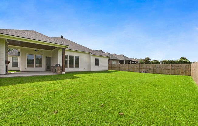 Stunning New Construction 4 Bed 3.5 Bath- Available Now!