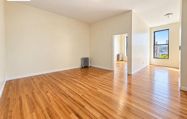 8 57 ASTORIA BLVD