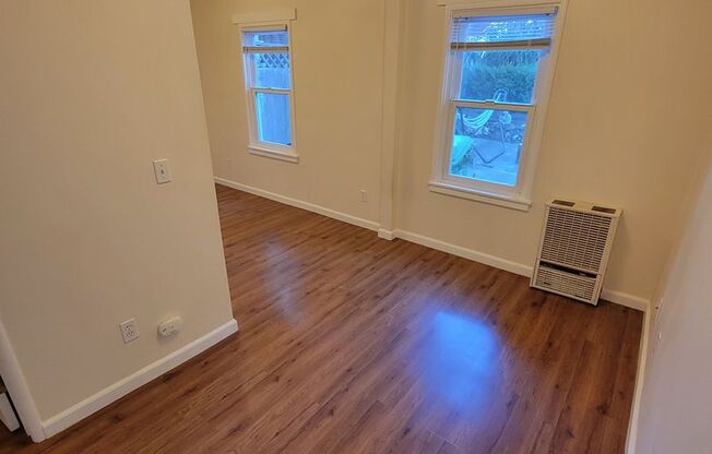 1 bed, 1 bath, $2,400