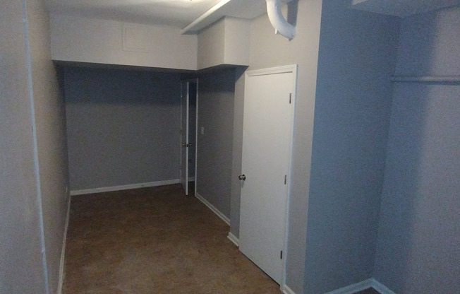 2 beds, 1 bath, $1,686, Unit 406-G12