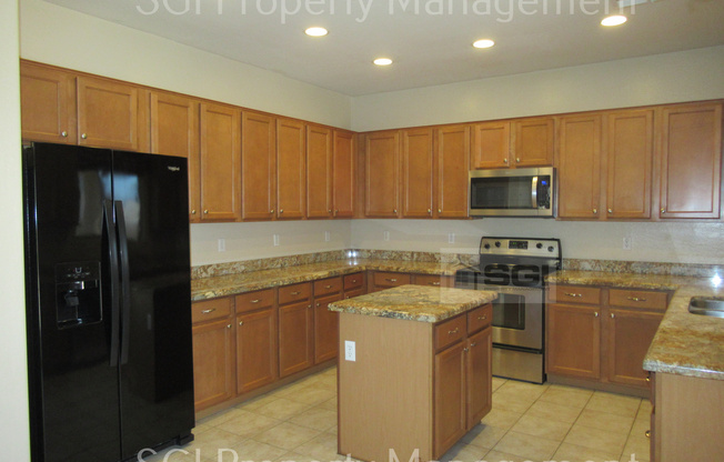 6414 S 72 LN