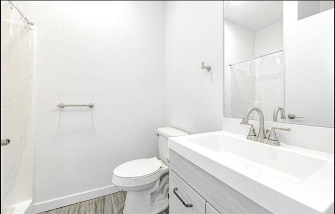 Studio, 1 bath, 367 sqft, $1,025, Unit 301