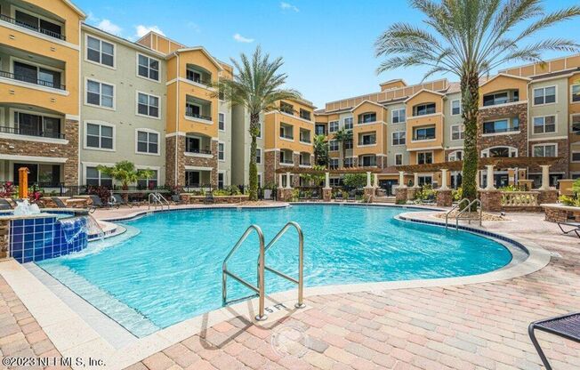 3 beds, 2 baths, $1,950, Unit UNIT 1724