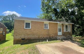 695 SAXON AVE