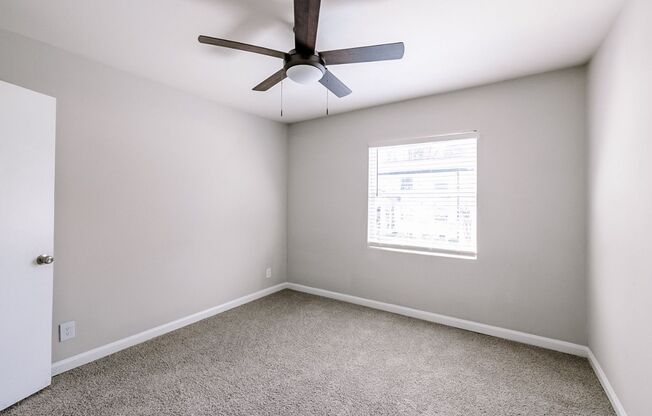 2 beds, 1 bath, 850 sqft, $1,200, Unit 26-E7