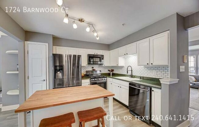 1724 BARNWOOD CT