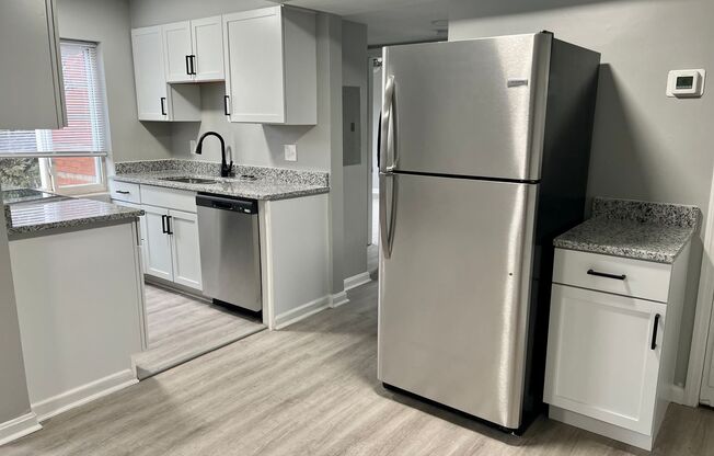 2 beds, 1 bath, 825 sqft, $1,195, Unit 1208-189