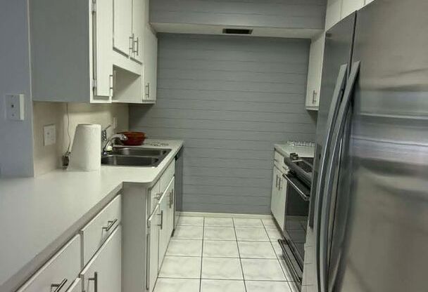 2 beds, 2 baths, $1,350, Unit UNIT N6