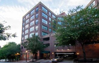 Spacious, beautiful loft with separate bedroom and office for rent in Downtown Atlanta