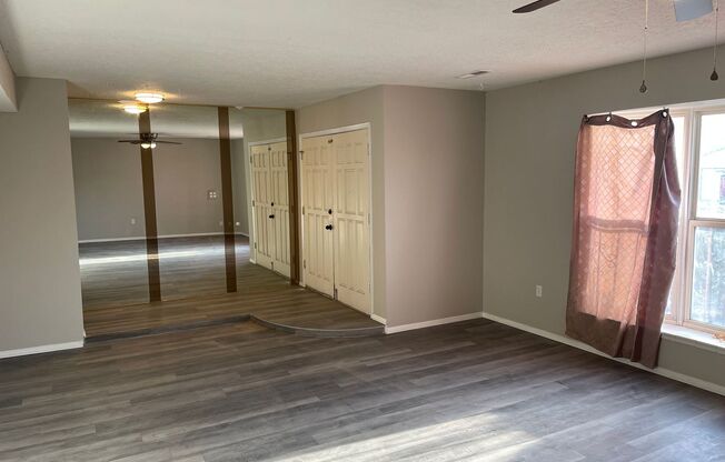 Charming 4-bedroom, 2-bathroom! Showings available NOW!