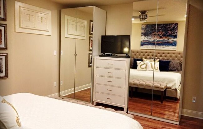 2 beds, 2 baths, $2,550