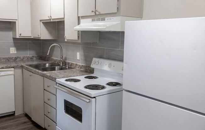 1 bed, 1 bath, 600 sqft, $854, Unit 153