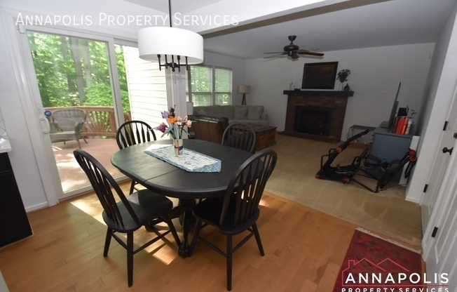2808 TRAXLER CT
