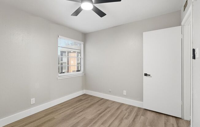 3 beds, 2 baths, 1,100 sqft, $1,695, Unit 208