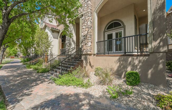 LAKE LAS VEGAS FULLY FURNISHED!! STUNNING 3 bedroom 2 1/2 Bath- A MUST SEE