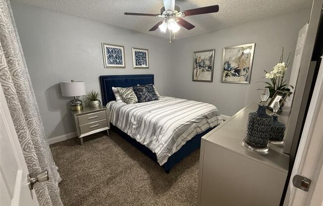 2 beds, 1 bath, 976 sqft, $1,700, Unit 219