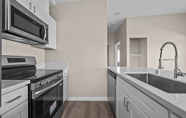 BEDROOMS! $875.00/room