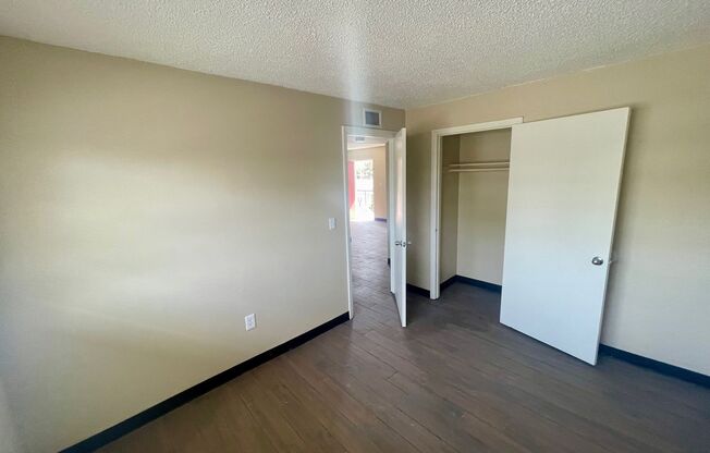 Tall Oaks Apartments