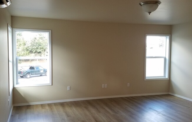 2 beds, 1 bath, $1,500, Unit Unit A