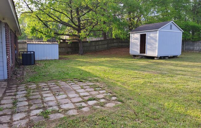 Welcome to 10770 Oak Leaf Dr!