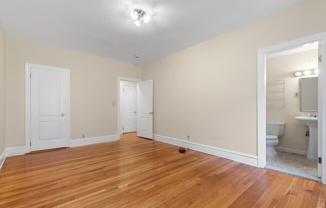 2 beds, 2 baths, 1,350 sqft, $4,000, Unit 1
