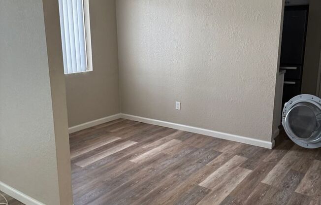 3 beds, 2 baths, 1,440 sqft, $1,899, Unit 189